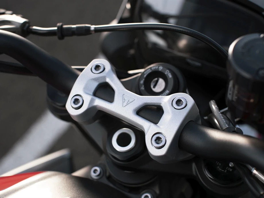 Angebot Triumph Street Triple RS Bild 8: Angebot Triumph Street Triple RS