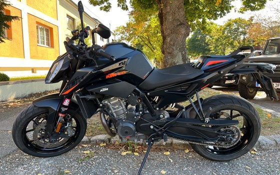 Gebrauchtmotorrad KTM 890 Duke - Bild 1