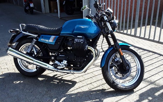 Gebrauchtmotorrad Moto Guzzi V7 III Special - Bild 3