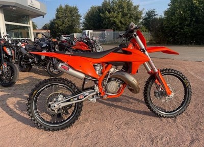 GEBRAUCHTFAHRZEUG KTM 125 SX