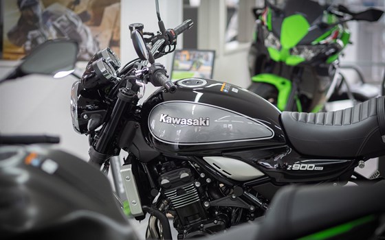 Gebrauchtmotorrad Kawasaki Z900 RS - Bild 9