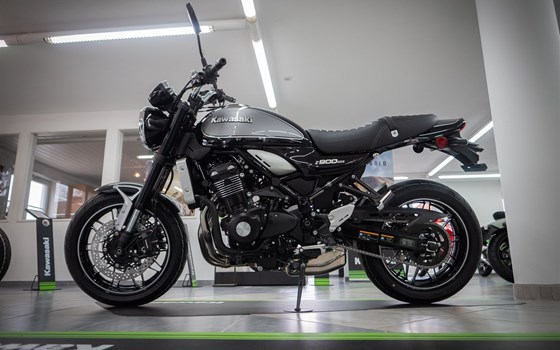 Gebrauchtmotorrad Kawasaki Z900 RS - Bild 1