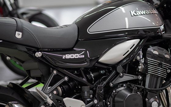 Gebrauchtmotorrad Kawasaki Z900 RS - Bild 4
