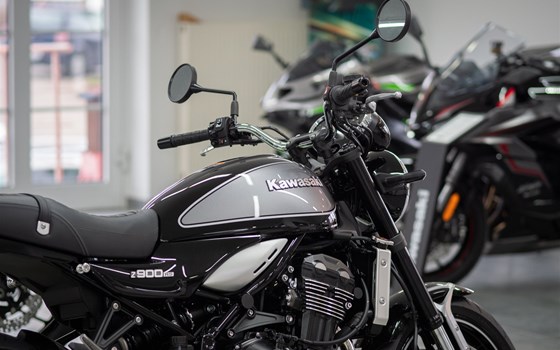 Gebrauchtmotorrad Kawasaki Z900 RS - Bild 6