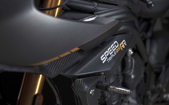 Neufahrzeug Triumph Speed Triple 1200 RR Breitling Limited Edition - Bild 5