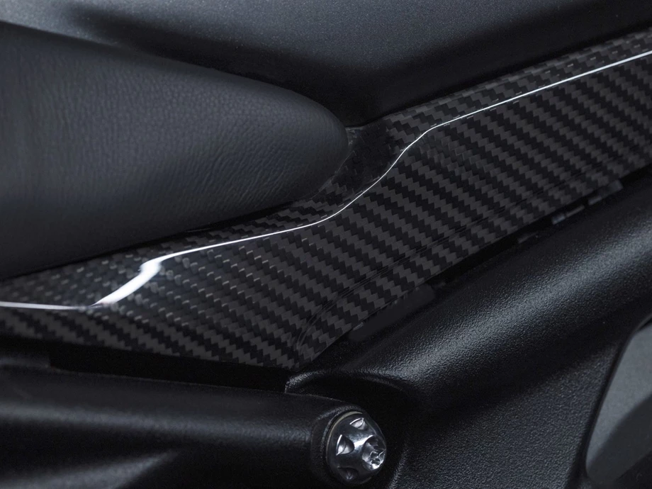 Angebot Triumph Speed Triple 1200 RR Breitling Limited Edition Bild 9: Angebot Triumph Speed Triple 1200 RR Breitling Limited Edition