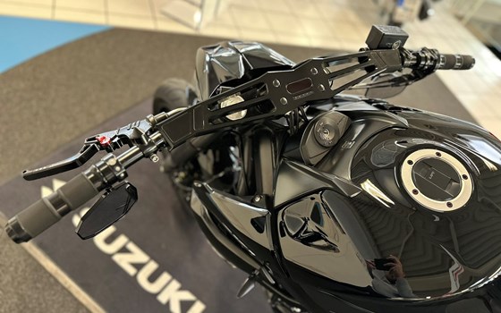 Gebrauchtmotorrad Suzuki GSR 750 - Bild 13