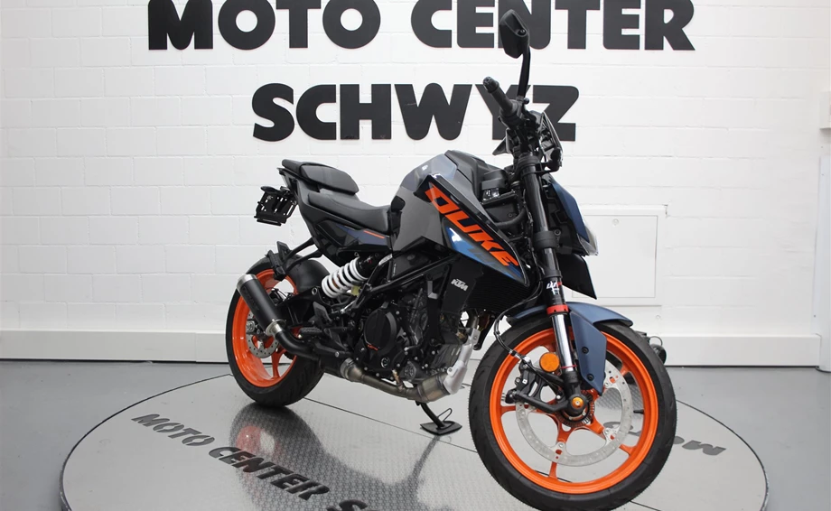 Angebot KTM 125 Duke Bild 2: Angebot KTM 125 Duke