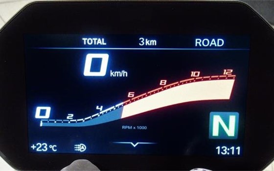 Gebrauchtmotorrad BMW S 1000 R - Bild 6