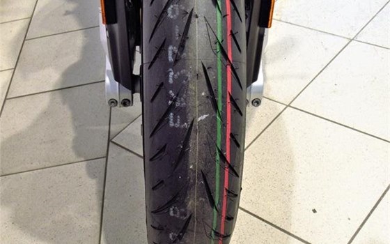 Gebrauchtmotorrad BMW S 1000 R - Bild 9 Gebrauchtmotorrad BMW S 1000 R - Bild 9