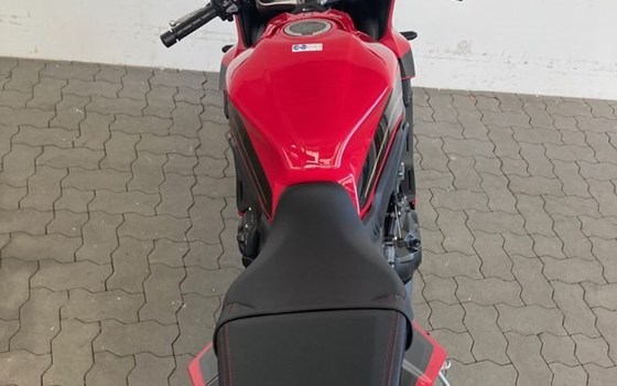Neufahrzeug Honda CBR650R - Bild 13 Neufahrzeug Honda CBR650R - Bild 13