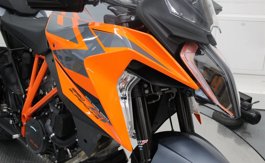 Angebot KTM 1290 Super Duke GT Bild 8: Angebot KTM 1290 Super Duke GT