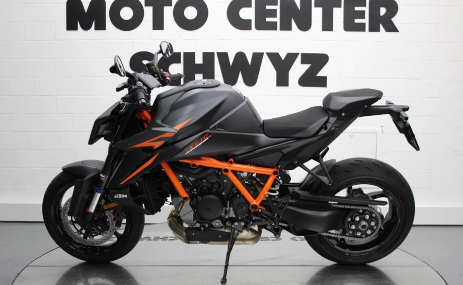 Angebot KTM 1390 Super Duke R EVO Bild 5: Angebot KTM 1390 Super Duke R EVO
