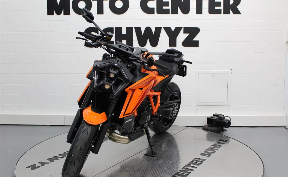 Angebot KTM 1390 Super Duke R EVO Bild 4: Angebot KTM 1390 Super Duke R EVO