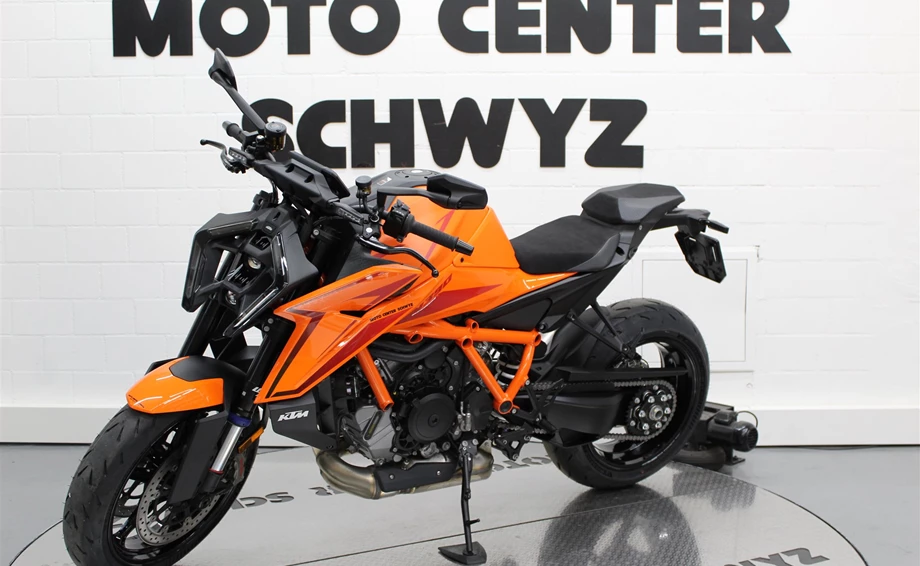 Angebot KTM 1390 Super Duke R EVO Bild 5: Angebot KTM 1390 Super Duke R EVO