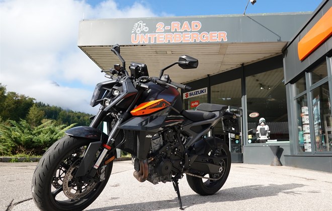 KTM 990 Duke