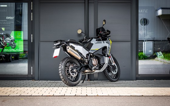 Gebrauchtmotorrad Husqvarna Norden 901 Expedition - Bild 2
