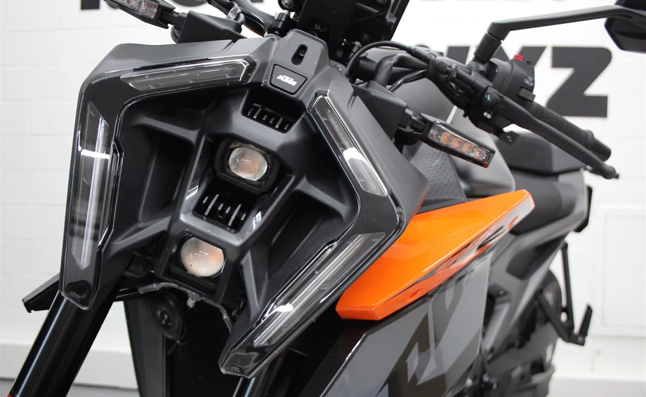 Angebot KTM 990 Duke Bild 6: Angebot KTM 990 Duke