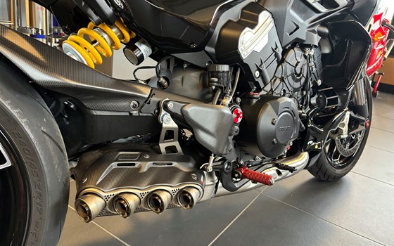 Gebrauchtmotorrad Ducati Diavel V4 - Bild 2 Gebrauchtmotorrad Ducati Diavel V4 - Bild 2