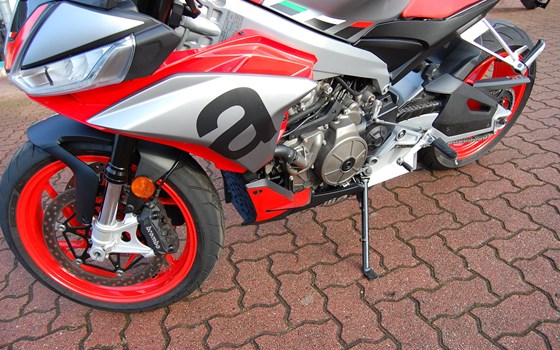 Gebrauchtmotorrad Aprilia Tuono 660 - Bild 11
