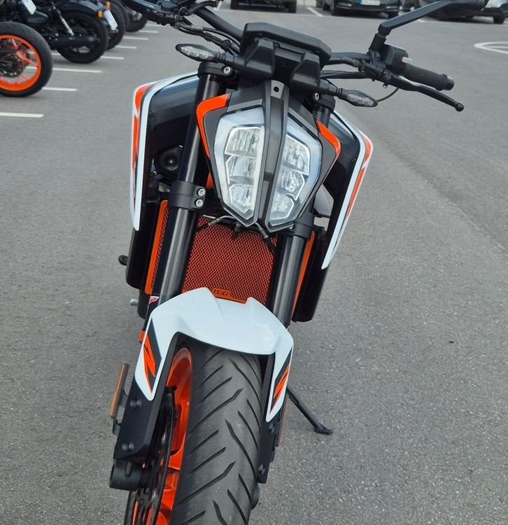 Angebot KTM 890 Duke R