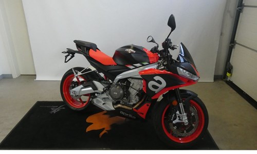 Aprilia Tuono 660