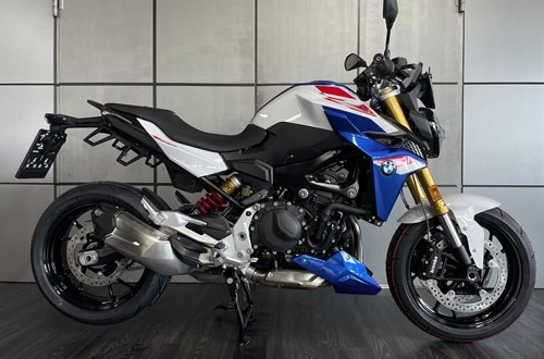 BMW F 900 R