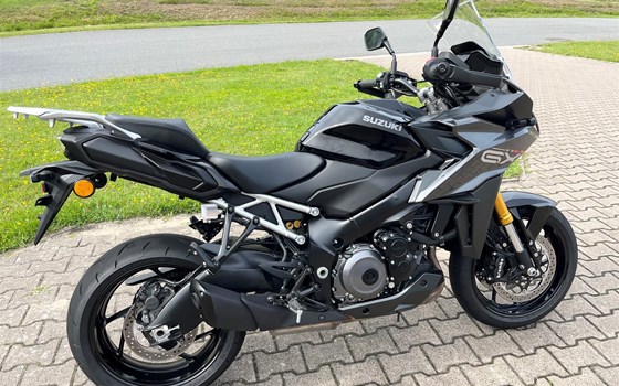 Gebrauchtmotorrad Suzuki GSX-S1000GX - Bild 8