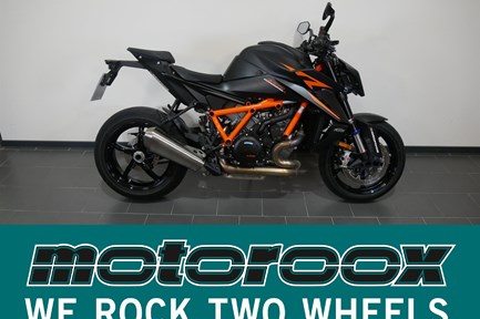 KTM 1390 Super Duke R EVO