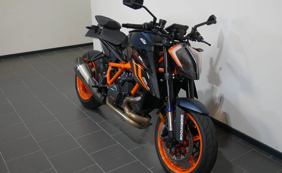 Angebot KTM 1290 Super Duke R EVO Bild 4: Angebot KTM 1290 Super Duke R EVO