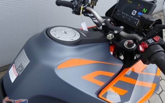 Neufahrzeug KTM 1290 Super Duke GT - Bild 3
