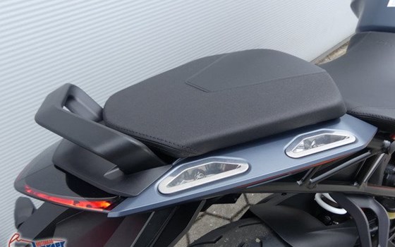 Neufahrzeug KTM 1290 Super Duke GT - Bild 5