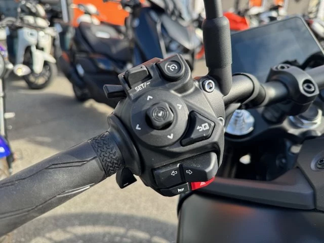 Angebot Yamaha MT-09 Y-AMT Bild 2: Angebot Yamaha MT-09 Y-AMT