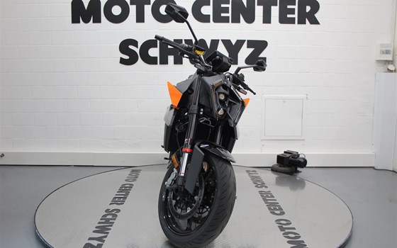 Motorrad Occasion KTM 990 Duke - Bild 3