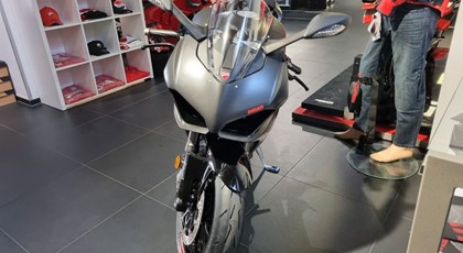 Neumotorrad Ducati Panigale V2