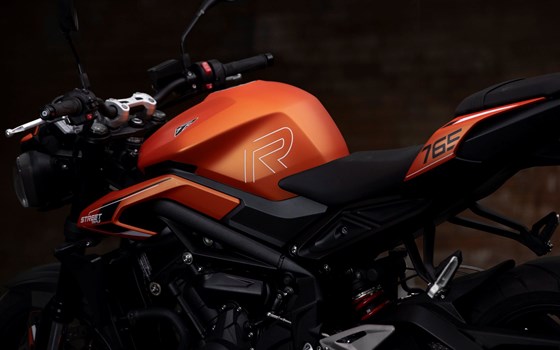 Neufahrzeug Triumph Street Triple 765 R A2 - Bild 12