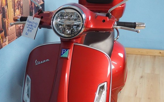 Gebrauchtmotorrad Vespa GTS 125 iGET - Bild 13 Gebrauchtmotorrad Vespa GTS 125 iGET - Bild 13