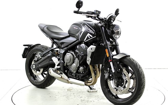 Motorrad Occasion Triumph Trident 660 - Bild 2