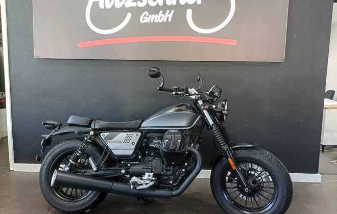 Moto Guzzi V9 Bobber Special Edition