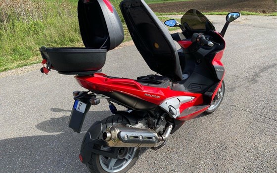 Gebrauchtmotorrad Gilera Nexus 500 - Bild 3