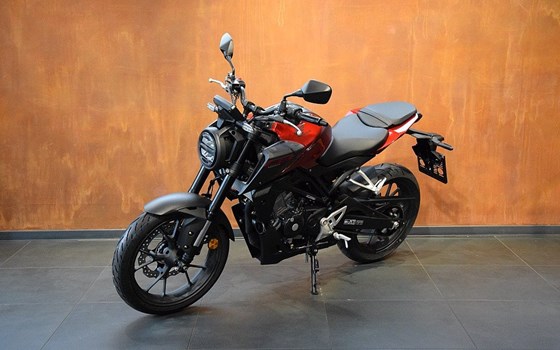 Neufahrzeug Honda CB125R - Bild 2