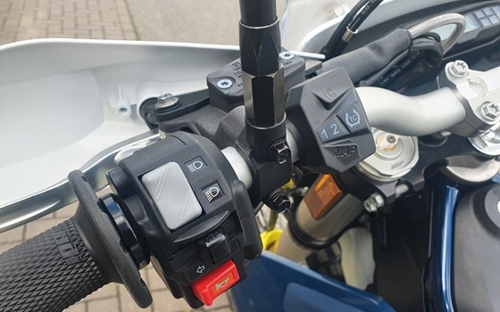 Gebrauchtmotorrad Husqvarna 701 Enduro - Bild 12