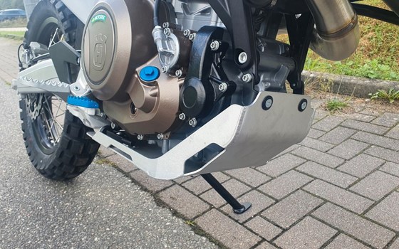 Gebrauchtmotorrad Husqvarna 701 Enduro - Bild 17