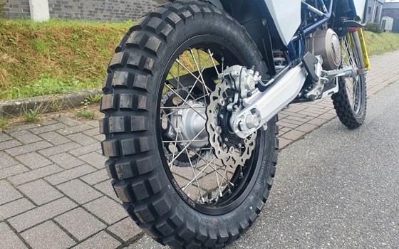 Gebrauchtmotorrad Husqvarna 701 Enduro - Bild 19