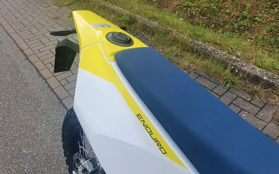 Gebrauchtmotorrad Husqvarna 701 Enduro - Bild 20