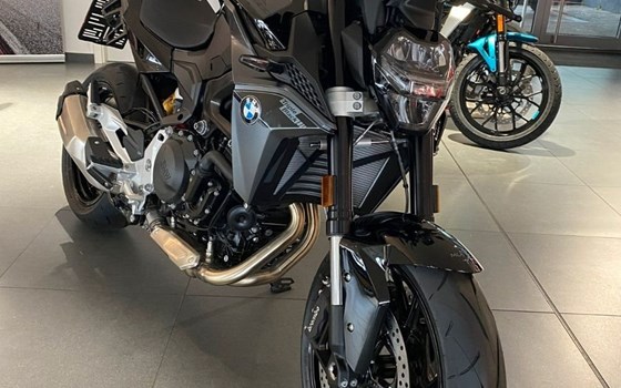Gebrauchtmotorrad BMW F 900 R - Bild 1