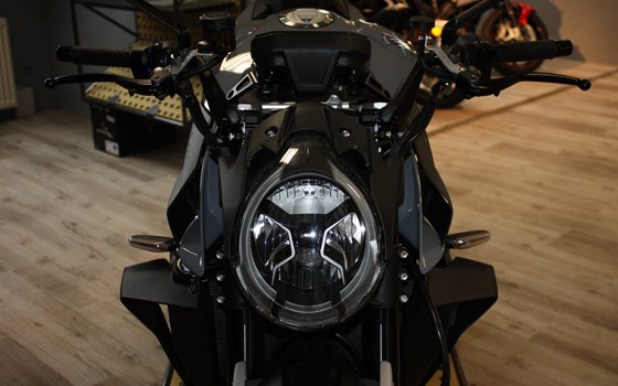 Neufahrzeug MV Agusta Brutale 1000 RS - Bild 10
