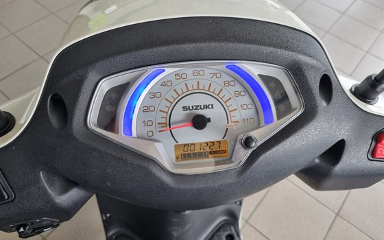 Gebrauchtmotorrad Suzuki Address 125 - Bild 3