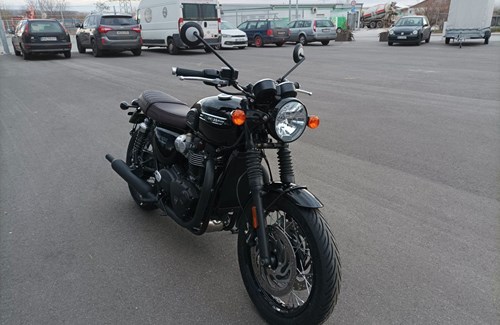 Neumotorrad Triumph Bonneville T120 Black