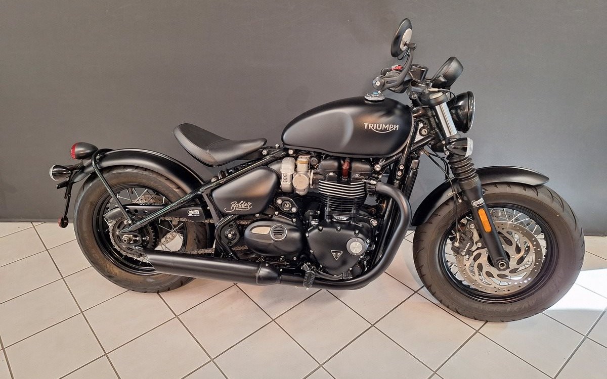 Angebot Triumph Bonneville Bobber Black